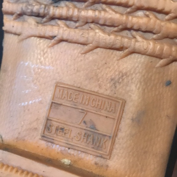 ABOUND BROWN LEATHER WINTER BOOTS SIZE 7M - Picture 3 of 16